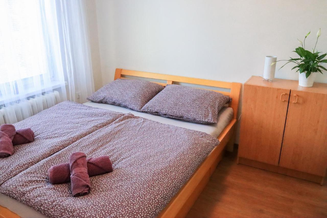 Pohodlný apartmán s ptačí zahradou Uherské Hradiště Exteriér fotografie